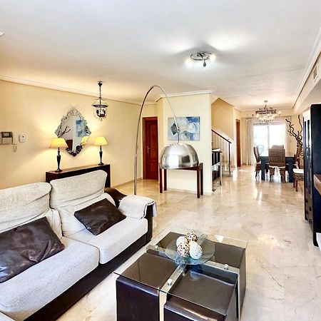El Arenal Townhouse By The Beach With Swimming Pool - Eaw Homes Marbella Eksteriør billede