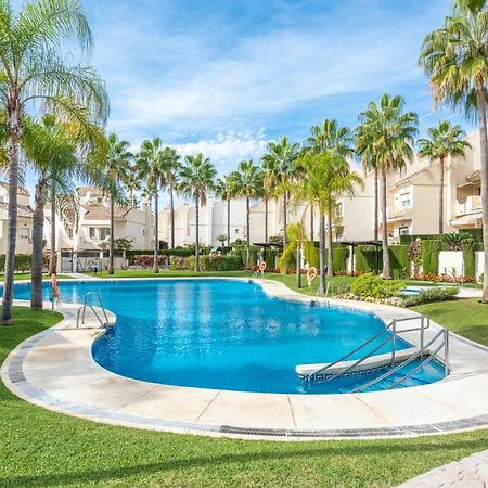 El Arenal Townhouse By The Beach With Swimming Pool - Eaw Homes Marbella Eksteriør billede
