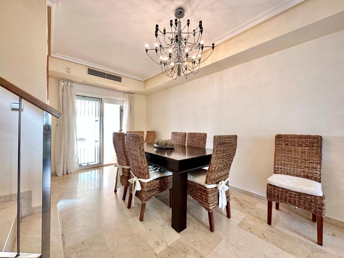 El Arenal Townhouse By The Beach With Swimming Pool - Eaw Homes Marbella Eksteriør billede