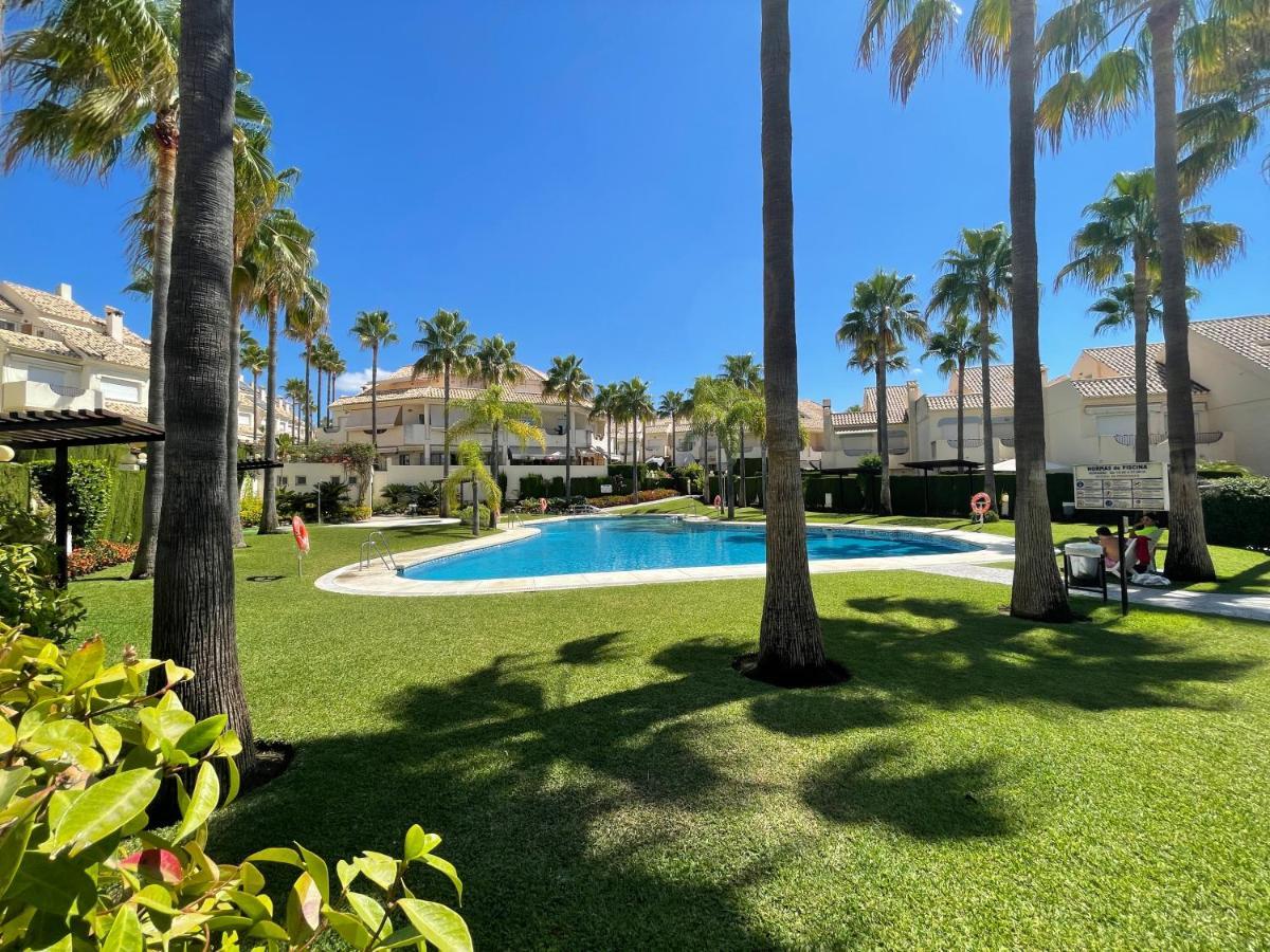 El Arenal Townhouse By The Beach With Swimming Pool - Eaw Homes Marbella Eksteriør billede