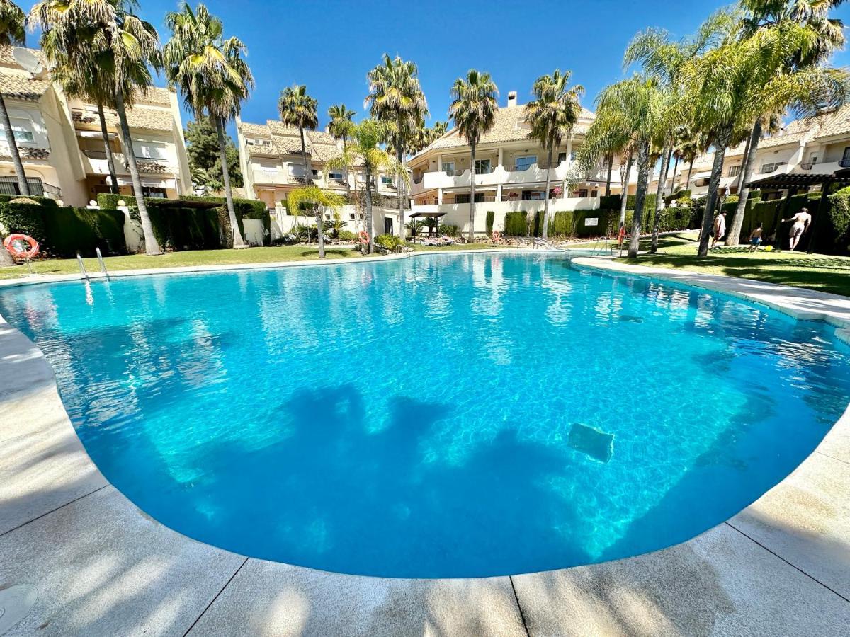 El Arenal Townhouse By The Beach With Swimming Pool - Eaw Homes Marbella Eksteriør billede