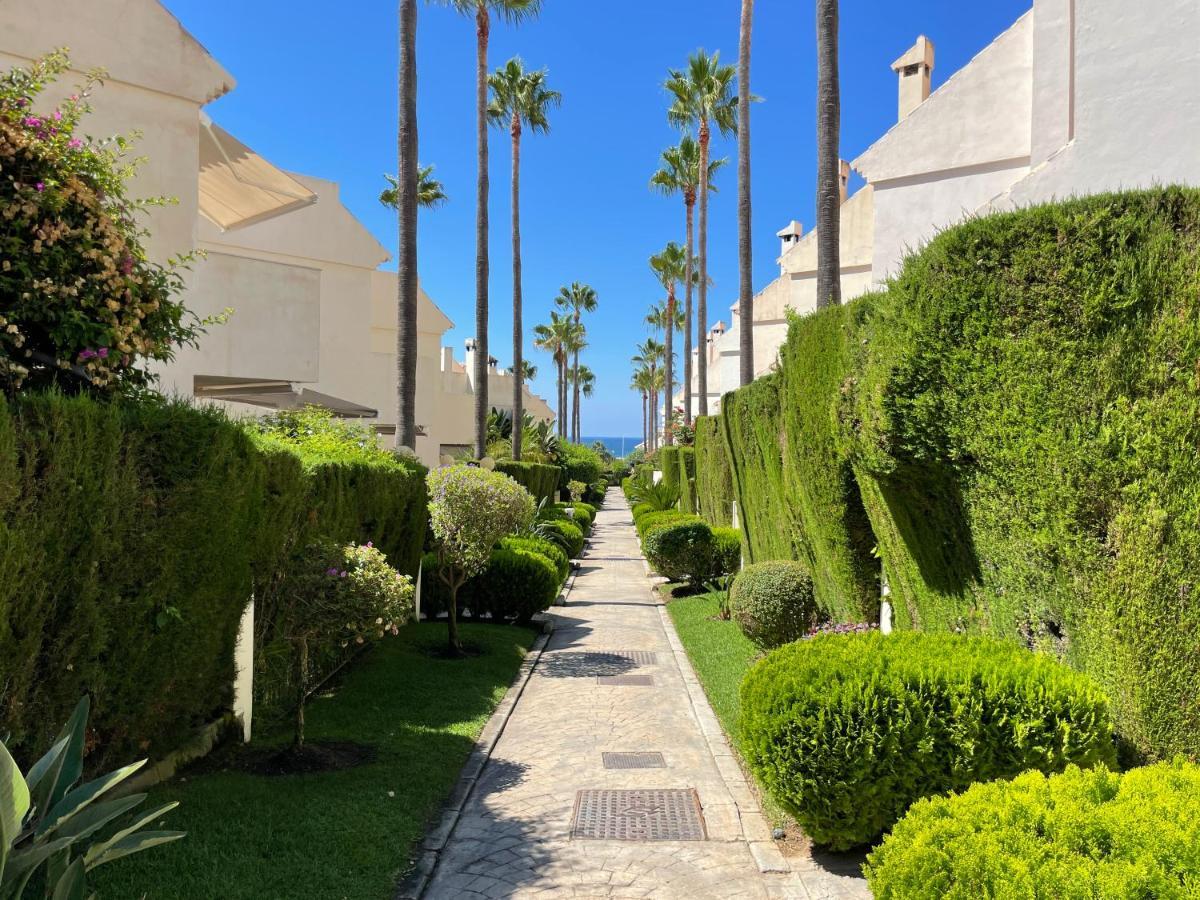 El Arenal Townhouse By The Beach With Swimming Pool - Eaw Homes Marbella Eksteriør billede