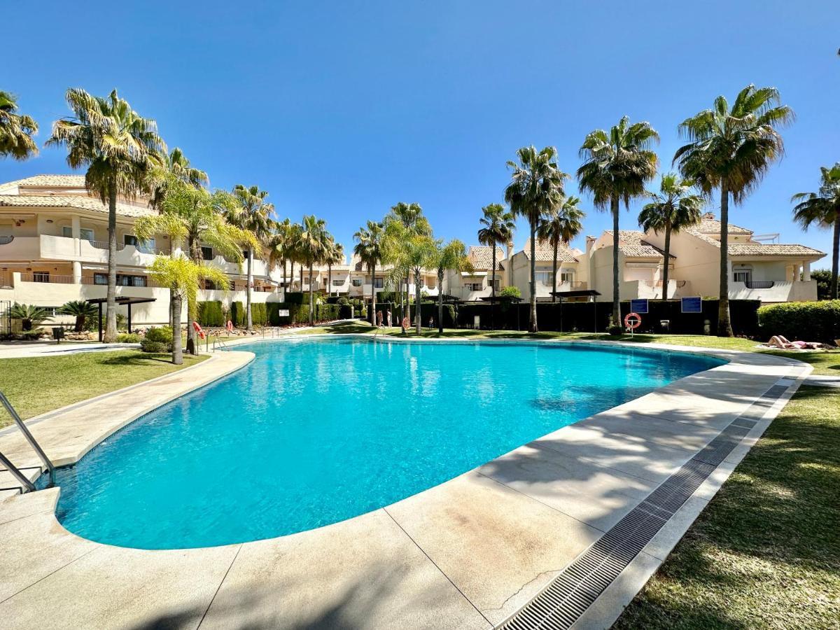 El Arenal Townhouse By The Beach With Swimming Pool - Eaw Homes Marbella Eksteriør billede