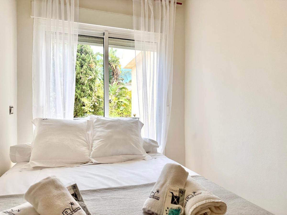 El Arenal Townhouse By The Beach With Swimming Pool - Eaw Homes Marbella Eksteriør billede